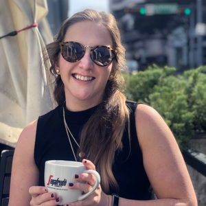 Meet your Posher, Ashley